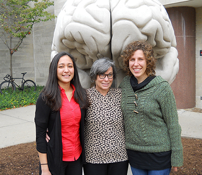 Vi, Linda and Lisa in front of brain